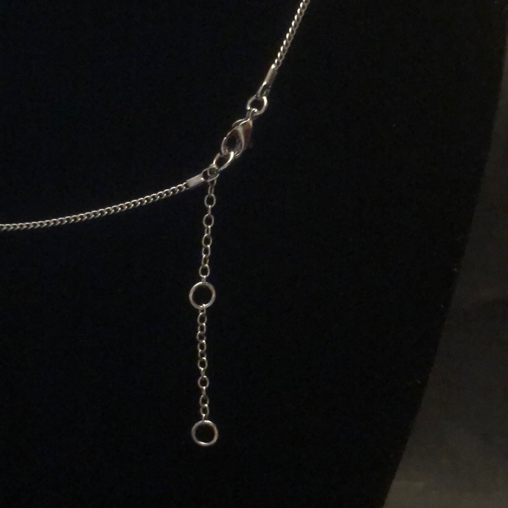 16 Inch heart charm necklace - Picture 2 of 2